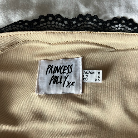 Cheeta going out top with black lace and front button detailing - Picture 3 of 3